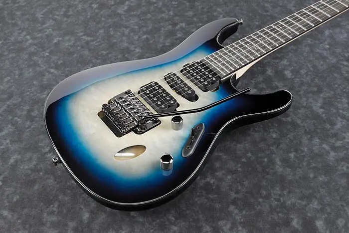 GUITARRA ELÉCTRICA IBANEZ JIVAJR-DSE