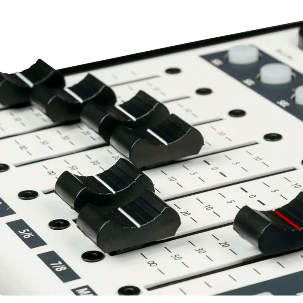 MEZCLADOR CONSOLA DIGITAL PROEL DIGIPAD8 - Imagen 3