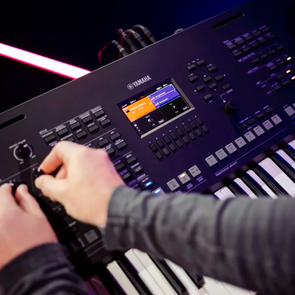 TECLADO YAMAHA PSR SX620 - Imagen 8