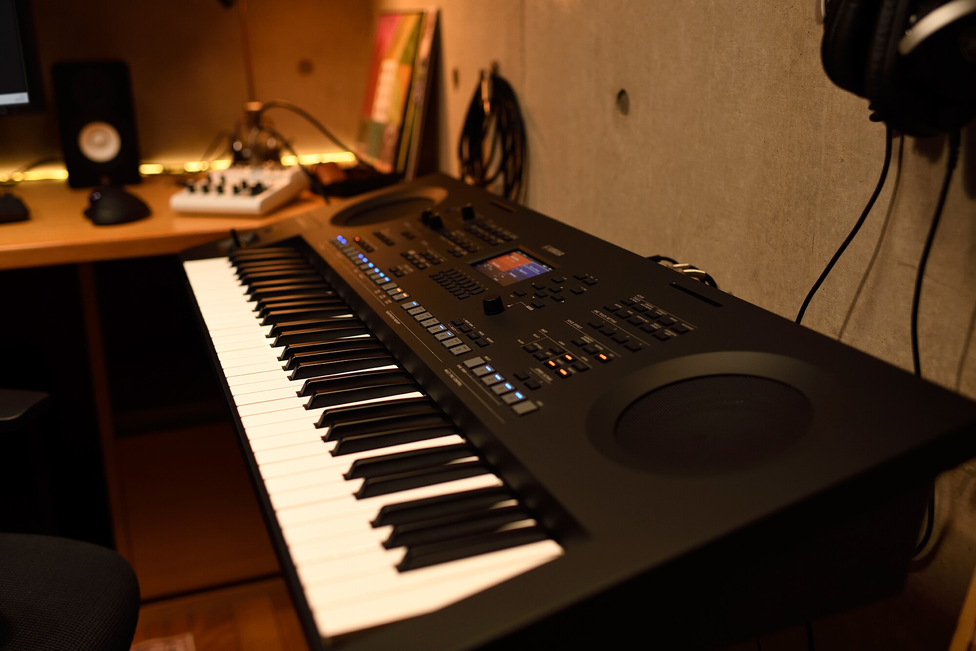 TECLADO YAMAHA PSR SX620 - Imagen 17