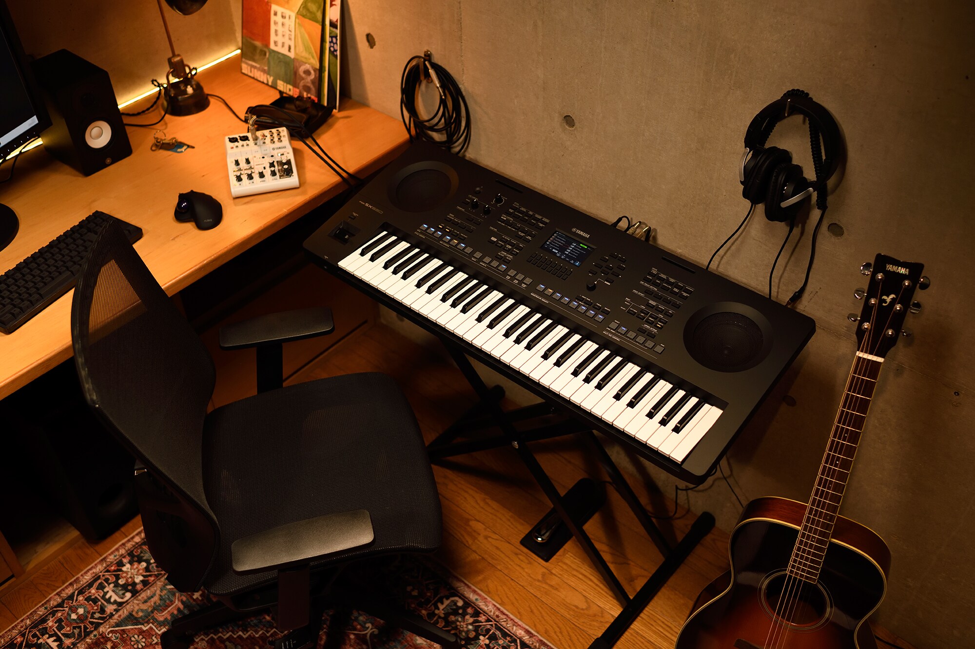 TECLADO YAMAHA PSR SX620 - Imagen 18